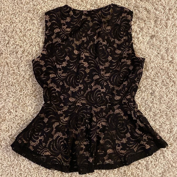 BCBGMaxAzria Black and Tan Embellished Peplum Blouse size S - Picture 5 of 5